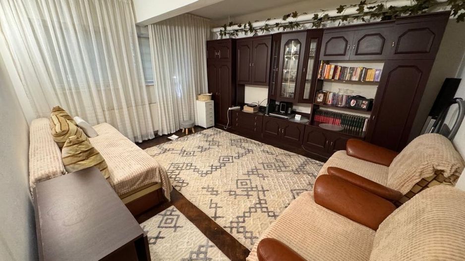 Vand Ap Corneliu Coposu (Unirii) - Poză 6