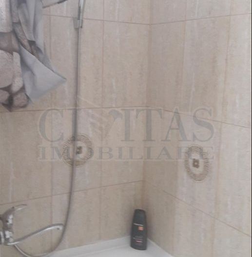 Vând apartament cu o cameră, situata in Manastur, zona Napolact - Poză 3
