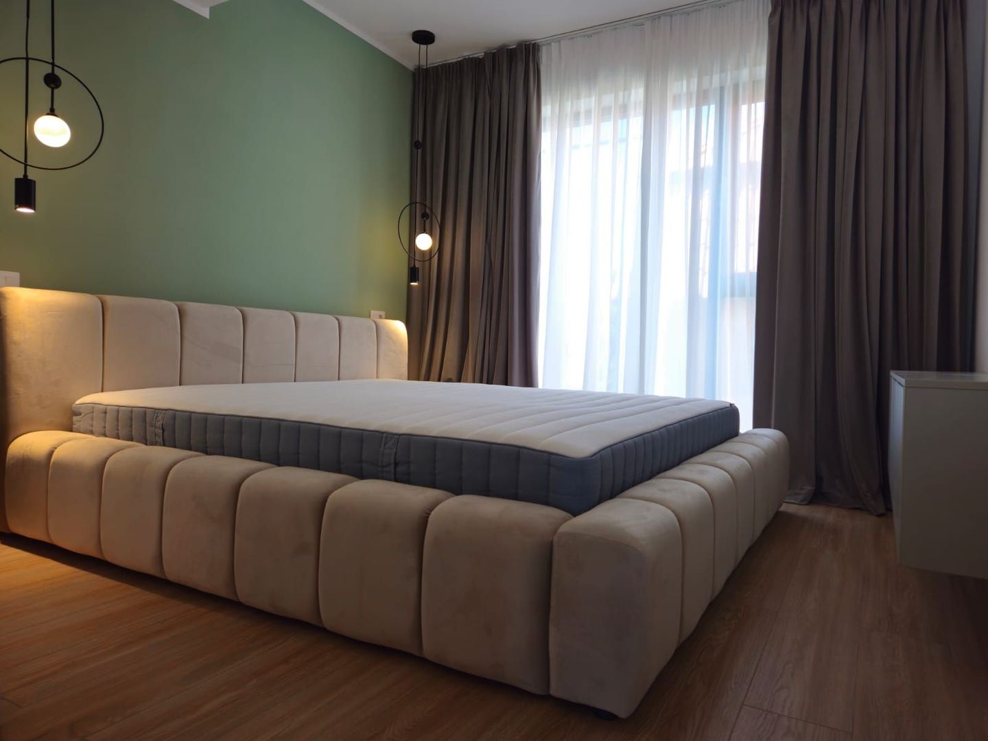 Apartament 4 Camere de vanzare Iancu Nicolae utilat mobilat NOU - Poză 3