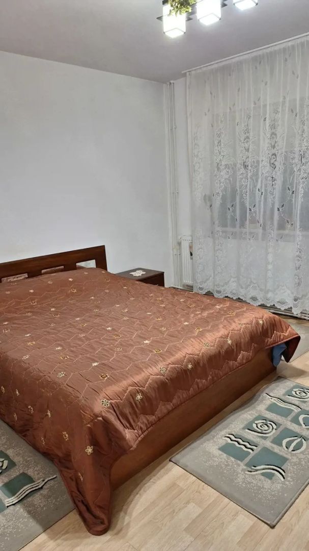 Apartament 3 camere  Sărari etaj 2 - Poză 1