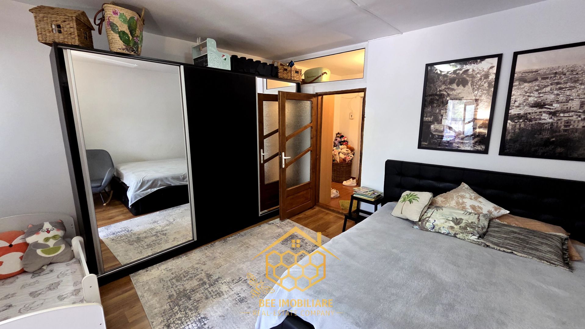 Apartament 2 camere, 2 bai, complet mobilat si utilat in Valea Rosie - Poză 4