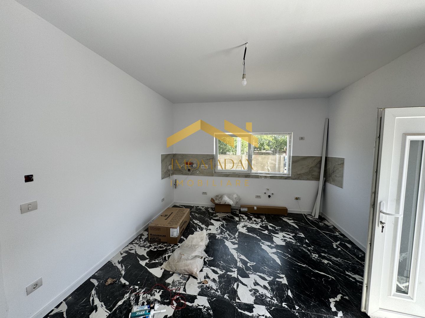 - Duplex -3 camere - 2 bai - - Poză 11