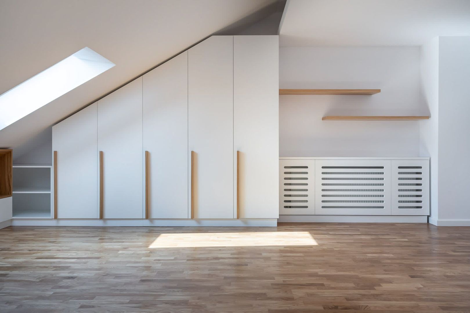 Vila Exclusivă în Complexul de Prestigiu, Zona Popasului - Matei Millo - Poză 6