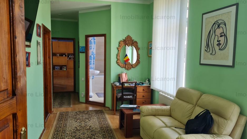 Apartament 3 camere la casa Centru Istoric utilat,mobilat 265000Eur - Poză 9