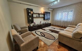 Apartament 3 camere Soarelui - Poză 1