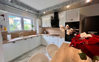 Vila 4 camere Ansamblul Rezidential Cosmopolis - Poză 6