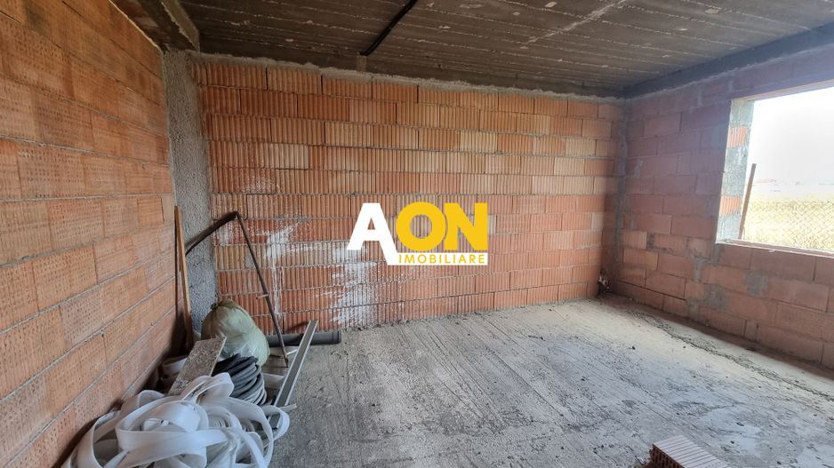 Casa la rosu,2100 mp teren,zona Micesti - Poză 13