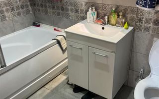 Apartament 3 camere decomandat et 1/4 2 bai loc de parcare inclus in pret - Poză 13