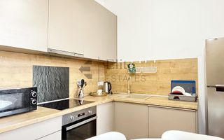 Apartament ultracentral cu 3 camere in Piata Unirii - Poză 2