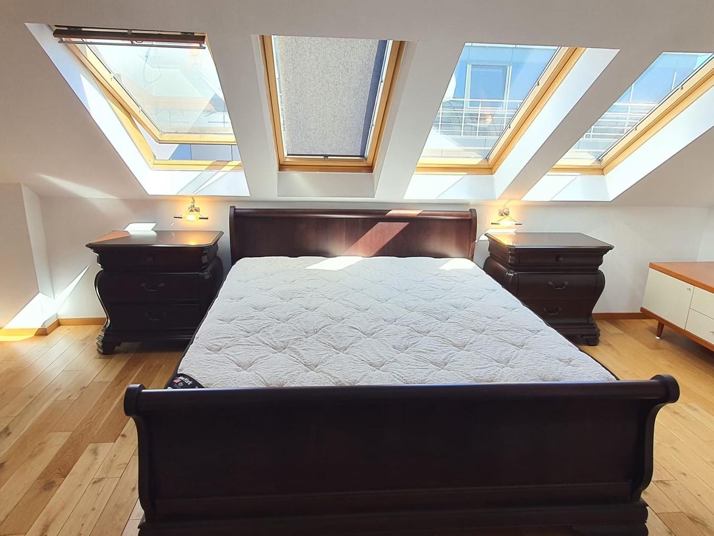 Penthouse duplex cu vedere libera Arcul de Triumf - Poză 7