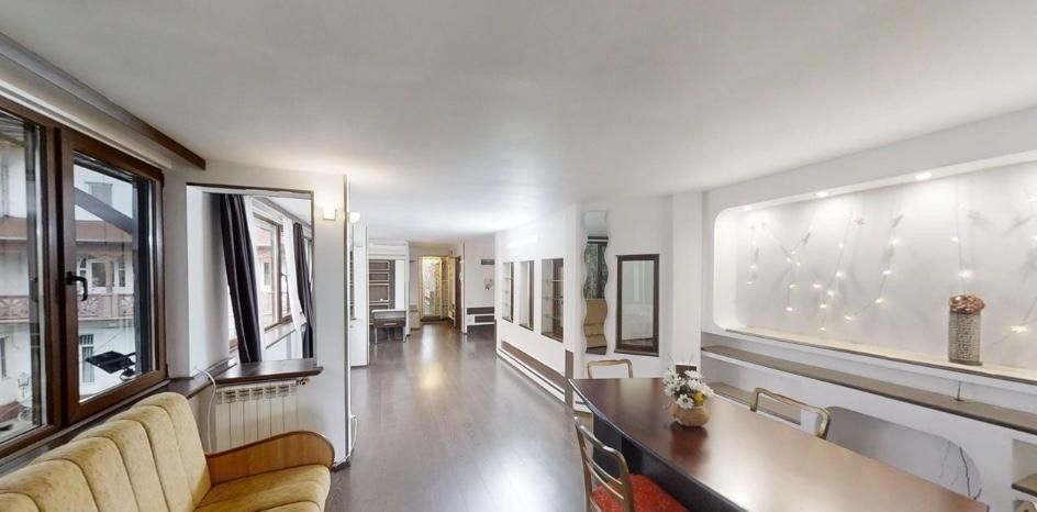 Ion Neculce | Apartament 5 camere în vilă monument - Poză 2