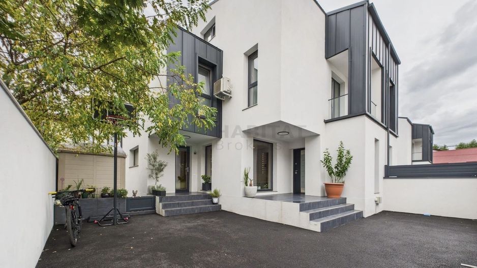 Locuinta complet amenajata | 5 camere| Otopeni - Poză 2