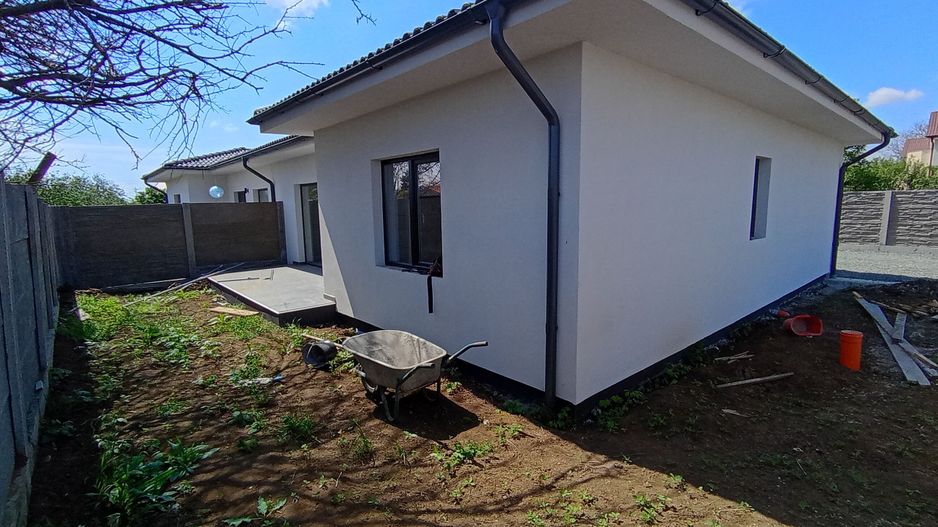 Sanandrei Duplex pe parter, Finalaziat, Buc Mobilata - Poză 3