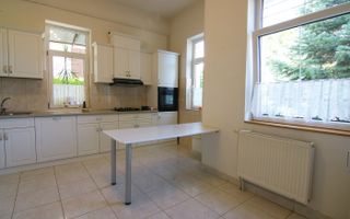 Casa individuala situata la 2 minute de Parcul Engels ! - Poză 9