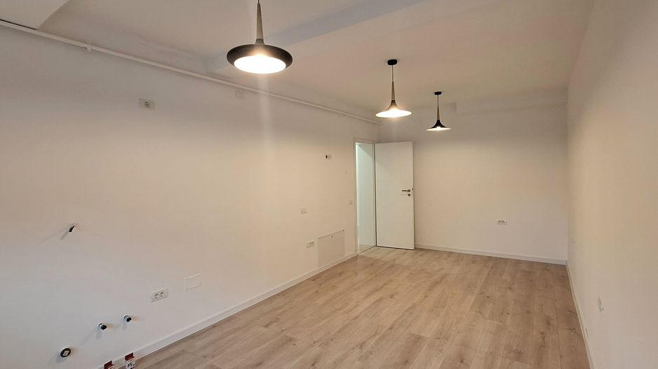 Apartament cu 3 camere si loc de parcare - Kaufland - Poză 5