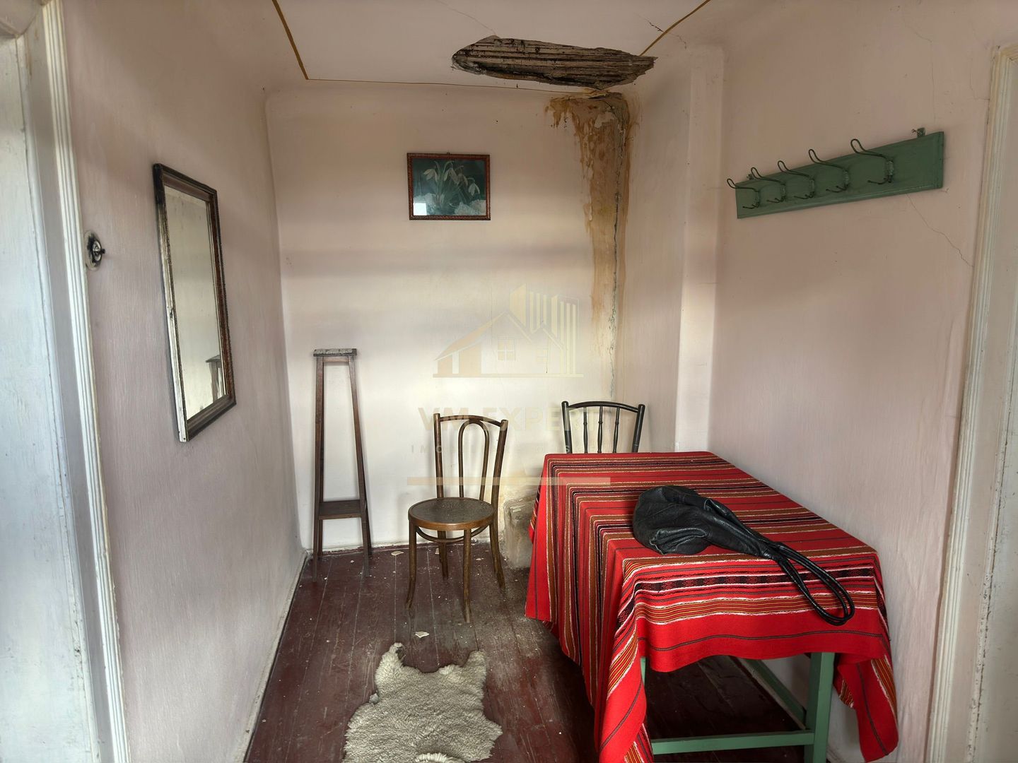 CASĂ  MUSCELEANA P+E 80 MP, TEREN 1500 MP, CAMPULUNG - Poză 7