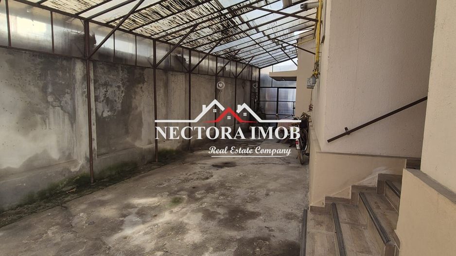 NECTORA IMOB-Apartament la casa 3 camere, Ultracentral, Etaj 1, 75 mp - Poză 2