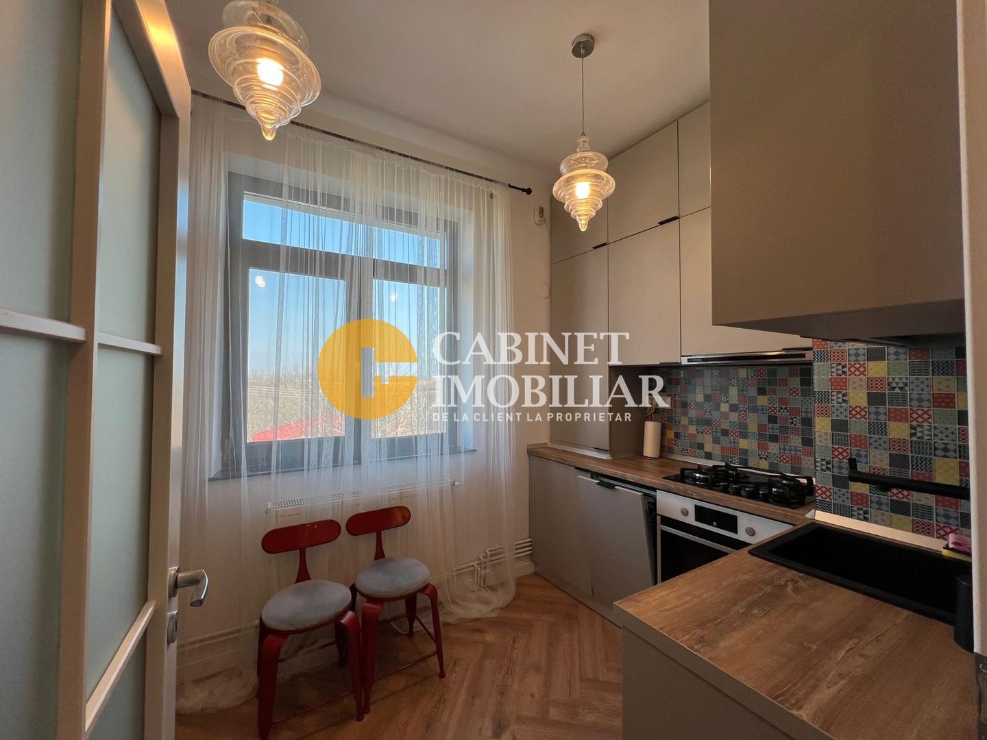 Sararie - 3 camere - Intabulat - Poză 3