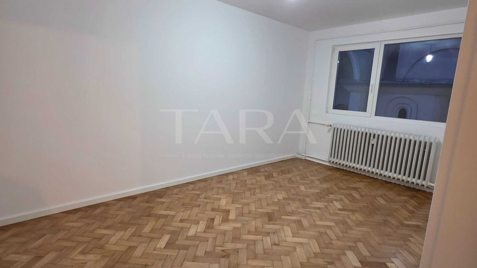 Apartament cu 3 camere, renovat complet, 67 mp,  zona Piața Hermes. - Poză 6