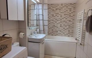Garsonieră modernă și spațioasă - Poză 6
