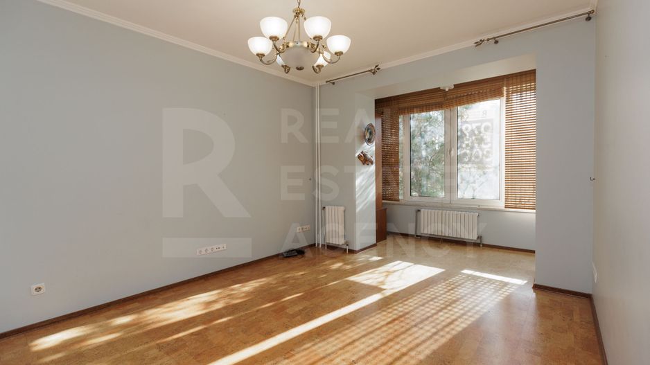 Vânzare, apartament, 3 camere și living, str. Bănulescu-Bodoni, Centru - Poză 9