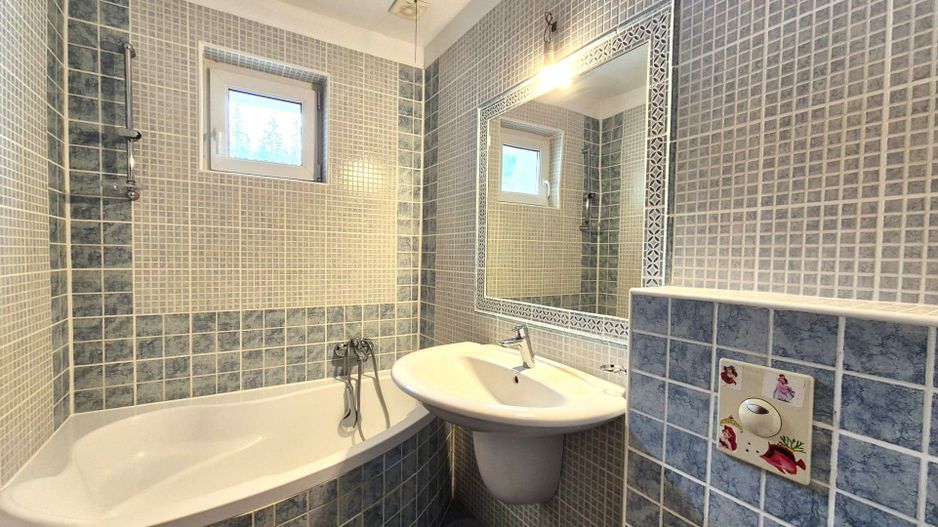 Comision 0 - Apartament în vilă, spațios, priveliște spre cabana Postăvaru - Poză 24