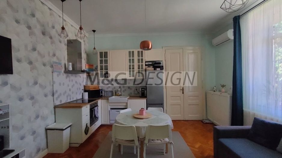 Apartament 2 camere iosefin la curte comuna - Poză 1