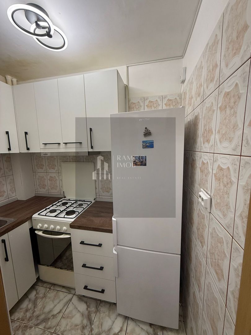 Apartament 2 camere semi-decomandat Salaj - Poză 6