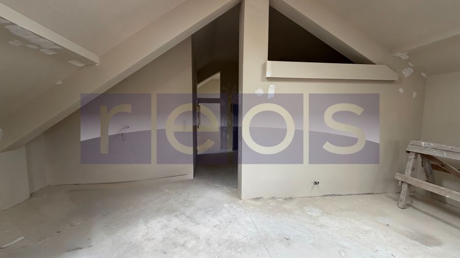 VANZARE 3 CAMERE | 100 MP UTILI | LOC DE PARCARE INCLUS | JIULUI - Poză 4