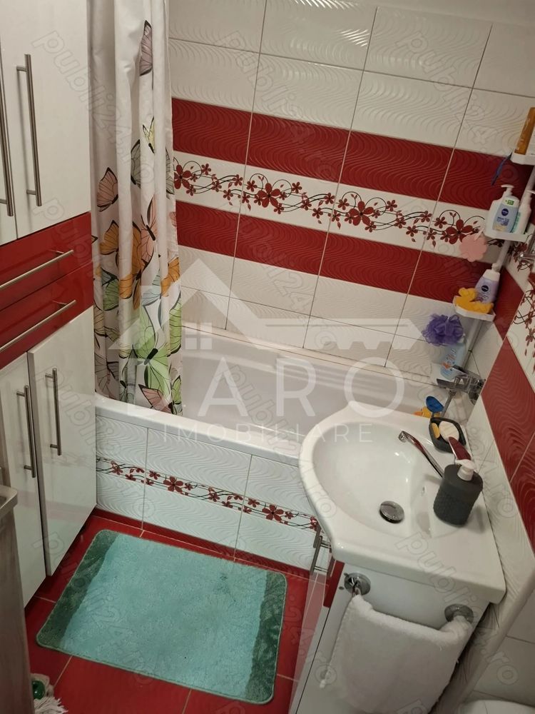 Vand apartament 2 camere parter ridicat ,zona Fortuna - Poză 3