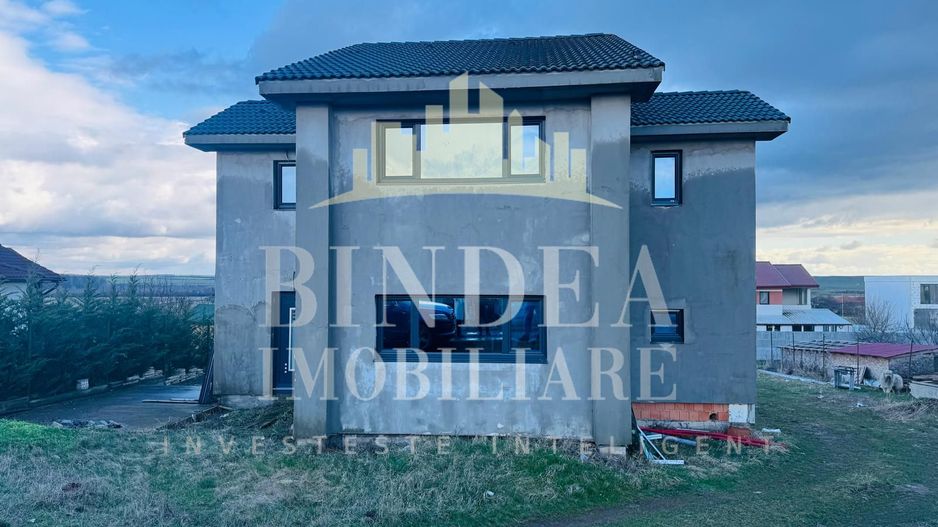 Casa individuala P+ M in Pischia cu teren 814mp - Poză 1