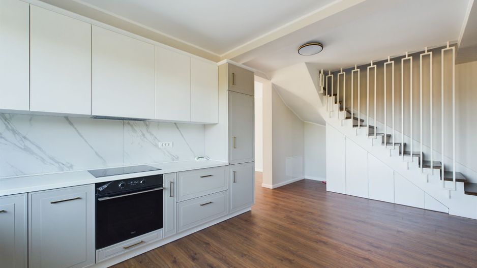 Duplex 1/2 în Moșnița Nouă - Poză 8