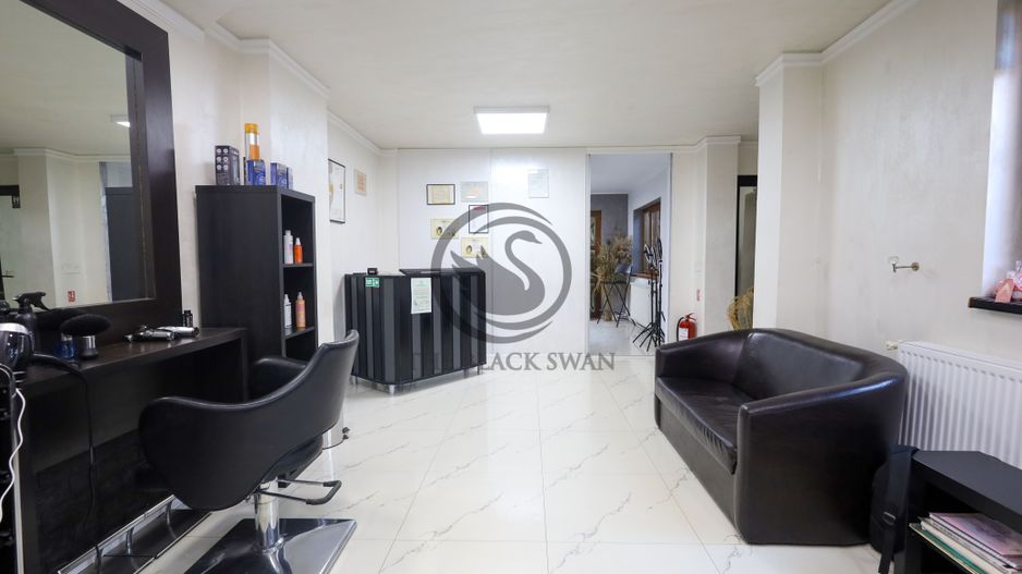 Casa 6 camere de vanzare | Salon Infrumusetare | Ploiesti, COMISION 0% - Poză 3