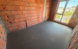 CASA TRIPLEX, TOATE UTILITATILE, INCALZIRE PARDOSEALA, COMISION 0% - Poză 10