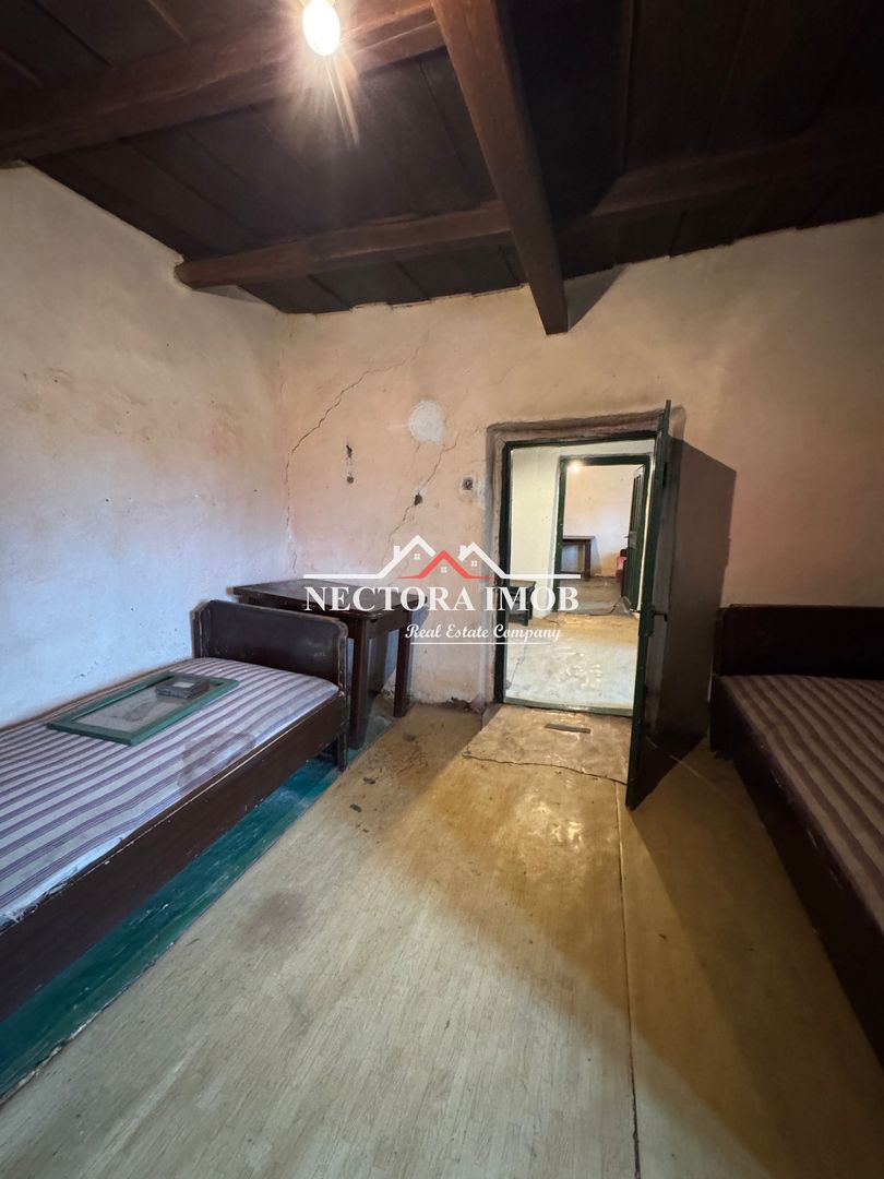 Casa 2 camere 70 mp, in CETARIU cu 2117 mp teren, la 15 km de Oradea - Poză 8