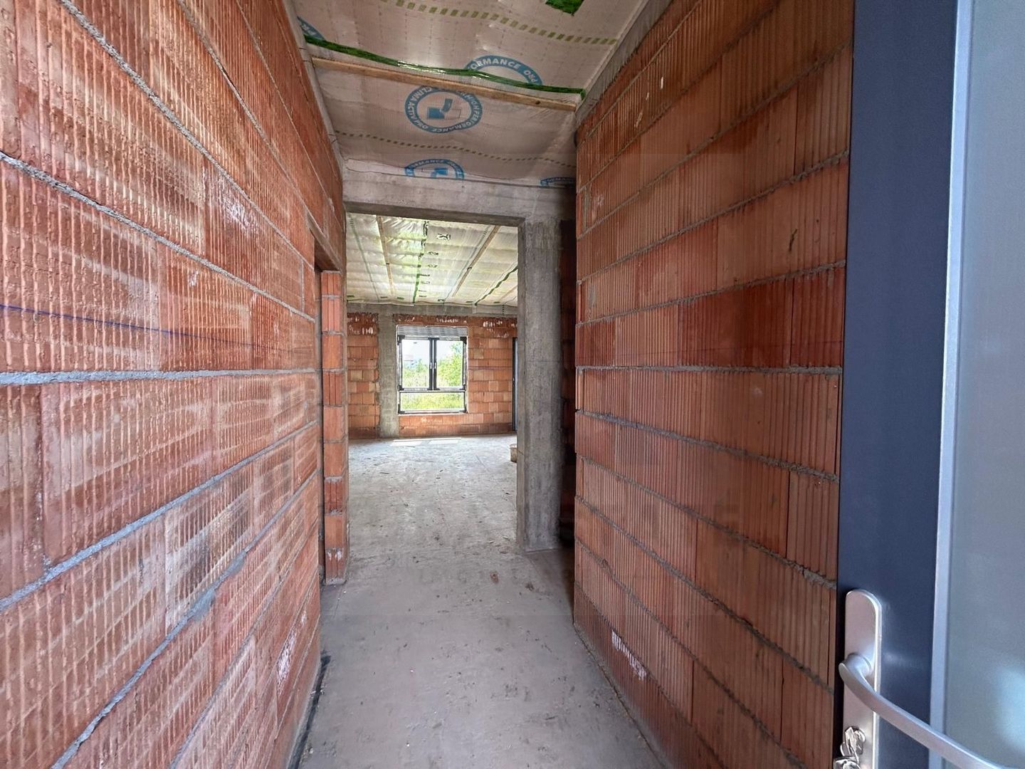 Casa premium pe un singur nivel 4 camere terasa pivnita Cristian - Poză 30