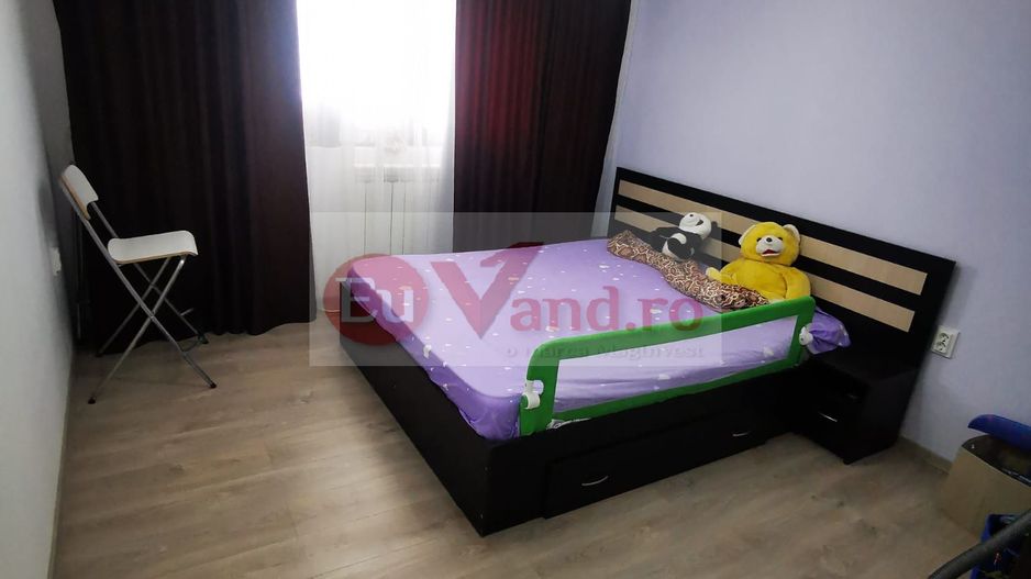 De vanzare apartament 3 camere, micro 39, 76.000 euro negociabil - Poză 1