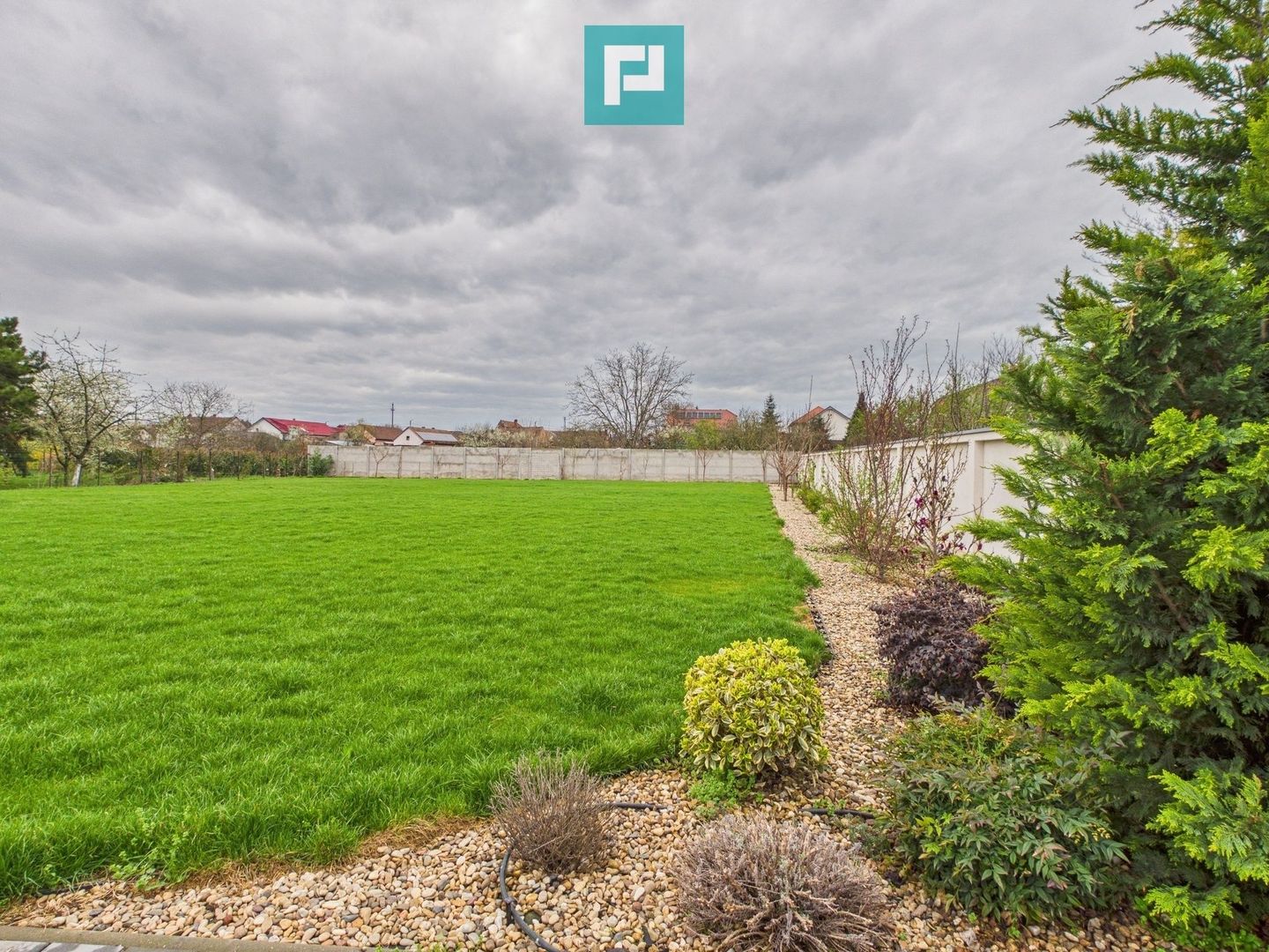 Reședință Premium, 5 camere, teren 2400 mp - Poză 18