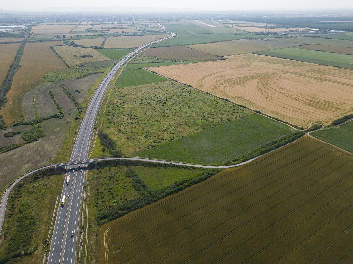 Teren 12 ha la Autostrada A1 cu PUZ aprobat - Poză 6