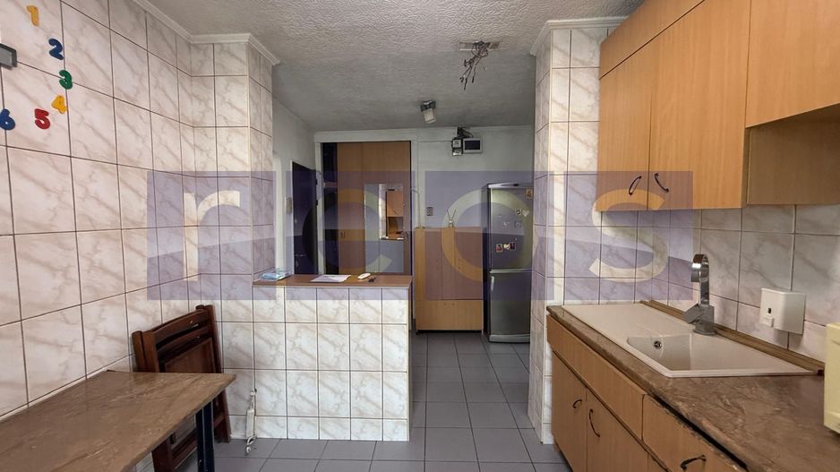 OPORTUNITATE DE VANZARE APARTAMENT 3 CAMERE ZONA TEI 2 BLOC 1982 - Poză 6