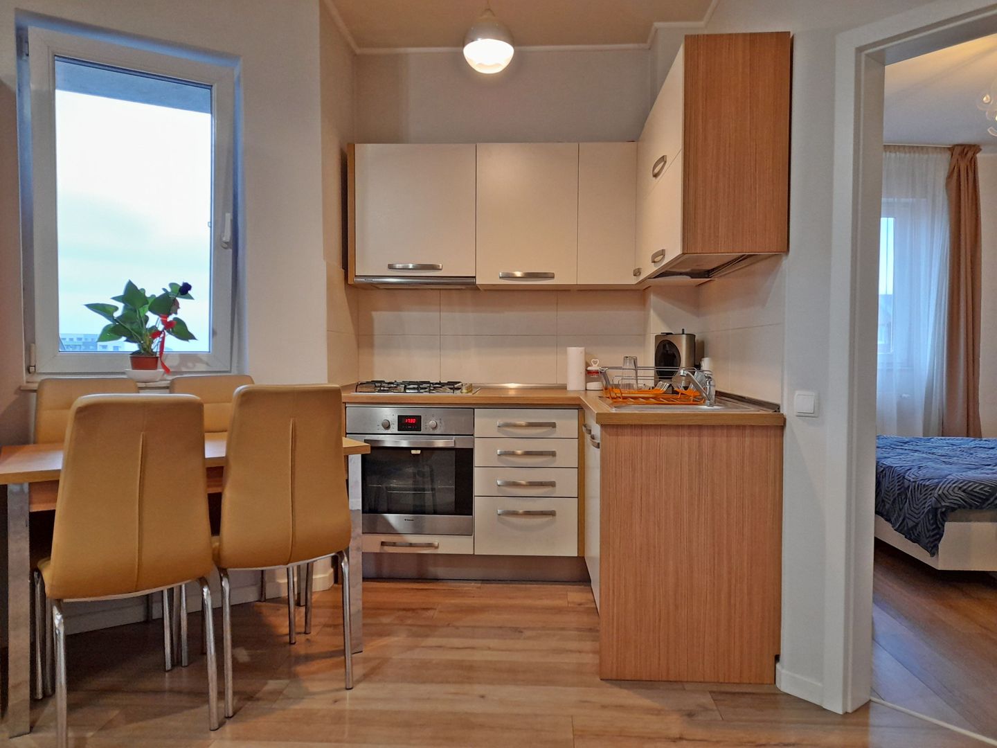 Inchiriere apartament 2 camere in Cartierulul Luceafarul, Oradea - Poză 4