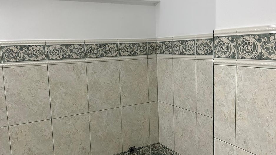 ageuropa.ro vinde apt. cu 4 cam. RENOVAT, 106mp, etaj 1 în zona SOARELUI. - Poză 10