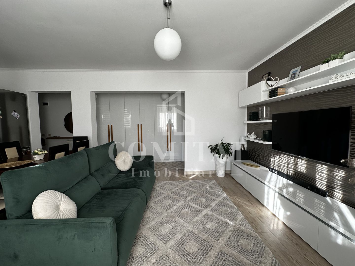 Apartament la cheie | Etaj intermediar | Zona Eroilor - Poză 1