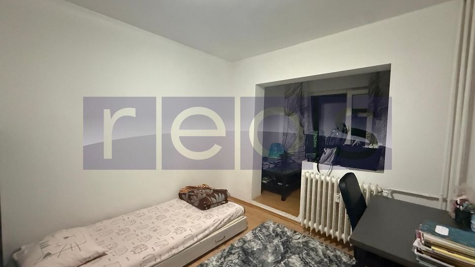De vânzare apartament 3 camere Dorobanți -Radu Beller 2 Bai  Bloc 1986 - Poză 2
