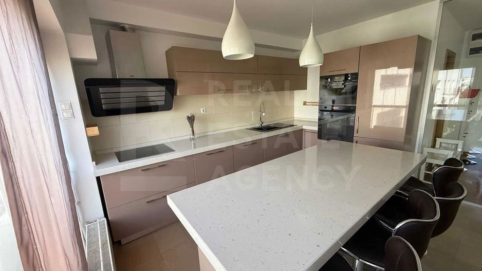 Închiriere, 2 camere, complex premium, vis-a-vis de Parcul Carol - Poză 1
