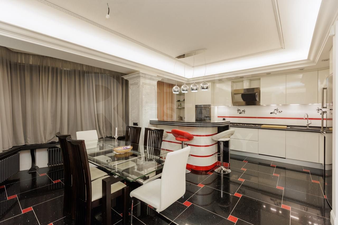 Chirie, apartament, 4 camere, bul. Ștefan cel Mare, Centru - Poză 2