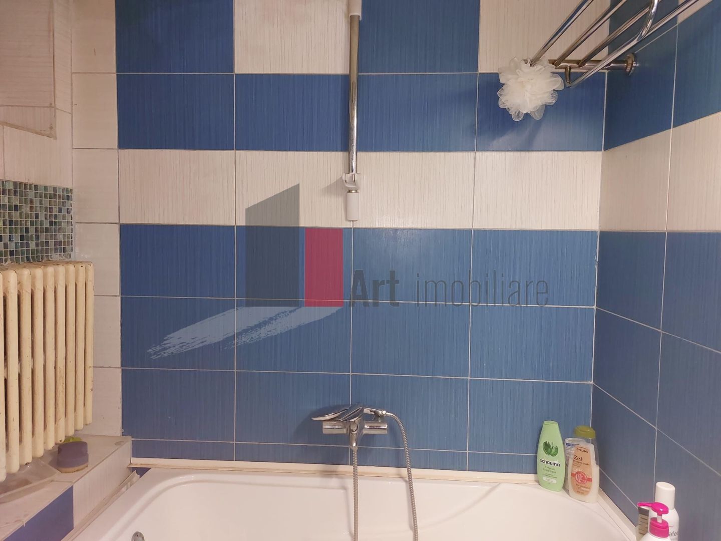 Apartamentul "SUPERMETO", pozitie foarte buna, amenajat - Poză 12