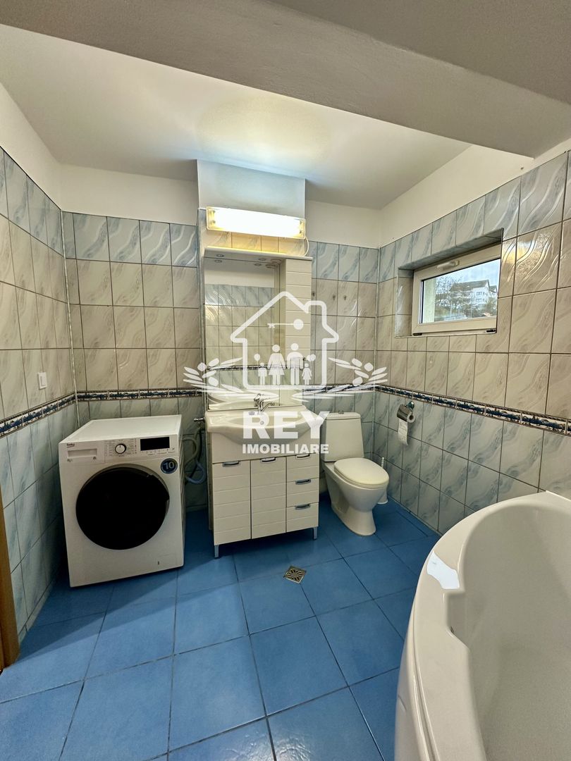 Apartament 4 camere cu garaj zona Strand- V.Aurie - Poză 6