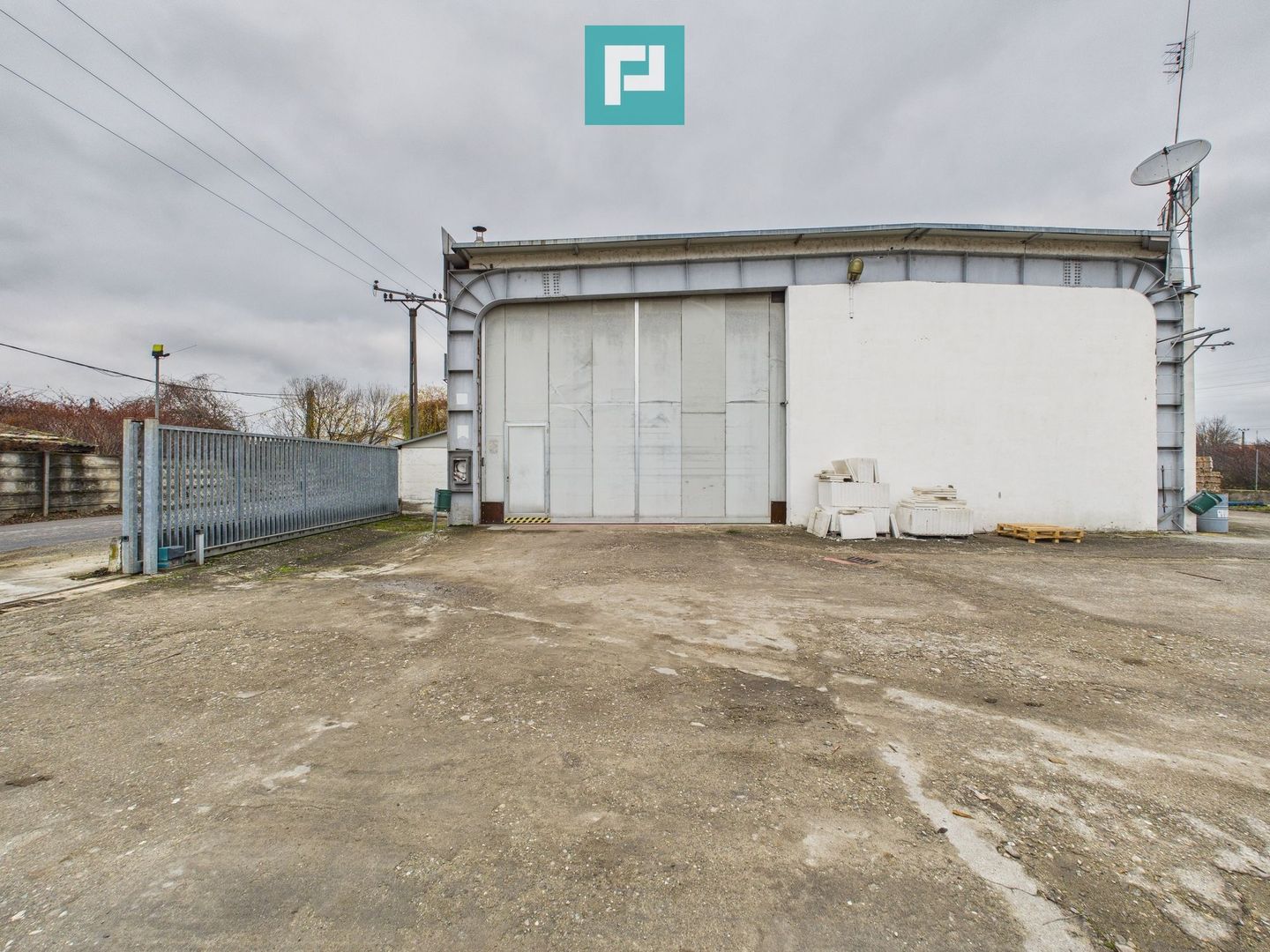 Hală cu teren intravilan de 3500 mp, în Sebiș Arad - Poză 9