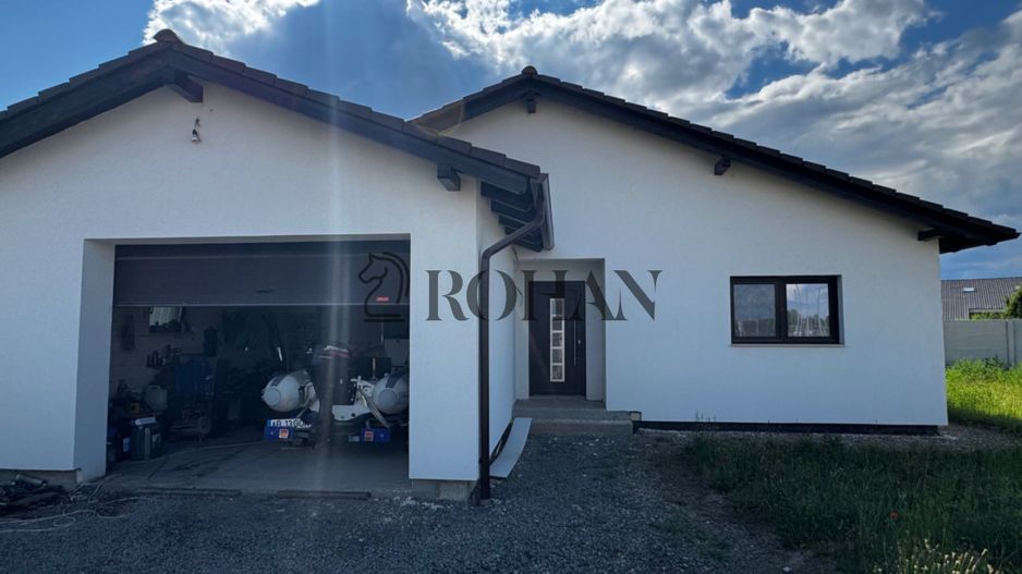 Casă individuală Micești , 3 camere, 454 mp teren, finisaje premium - Poză 1